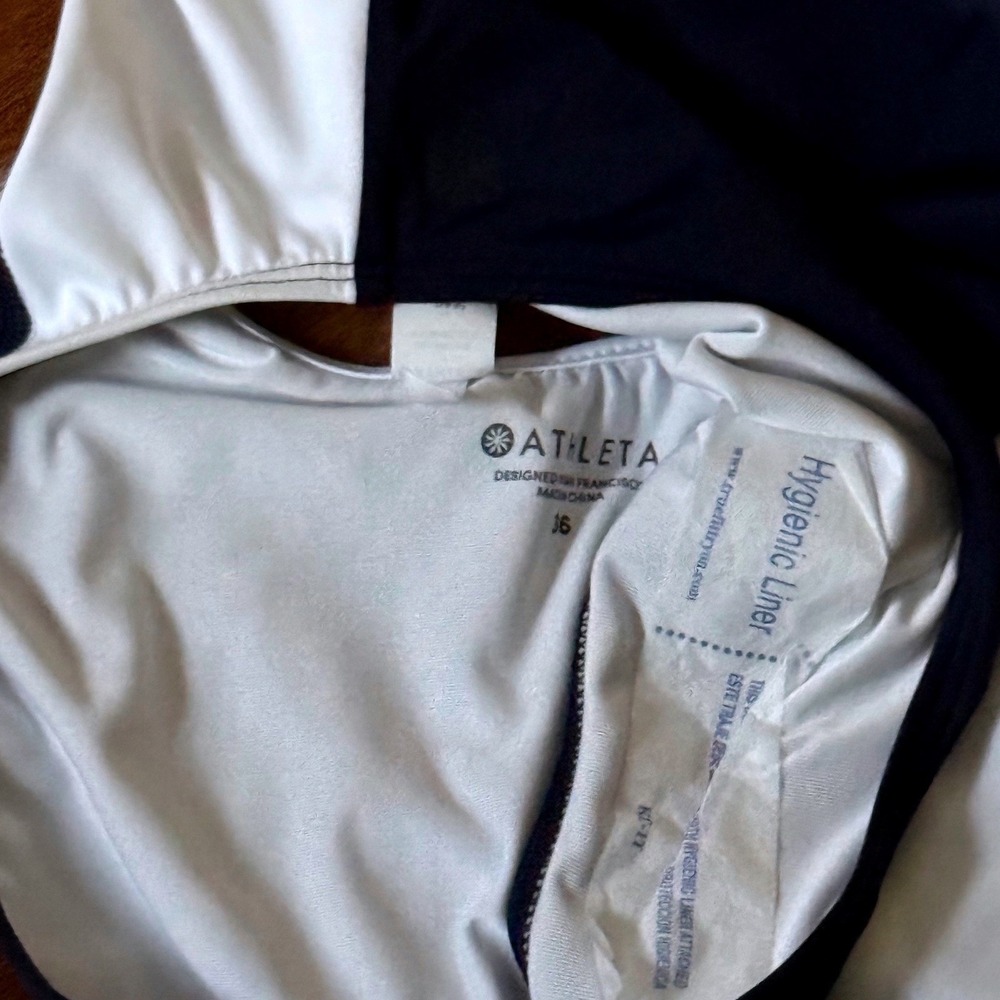 Athleta Freestyle Colorblock One Piece Swimsuit Navy Green White Size 36 - Picture 6 of 12